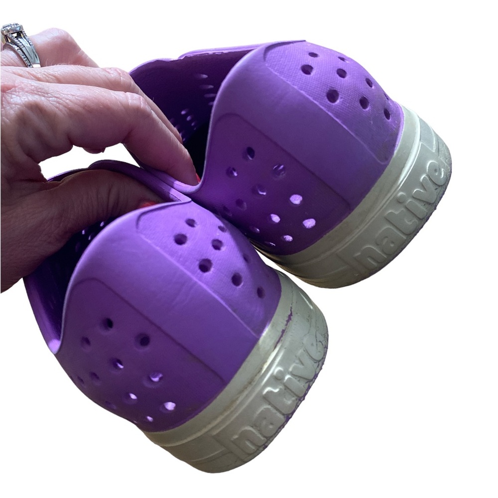 Native Shoes - image 3